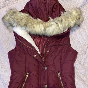 NWT Cozy Aeropostale Burgundy Vest